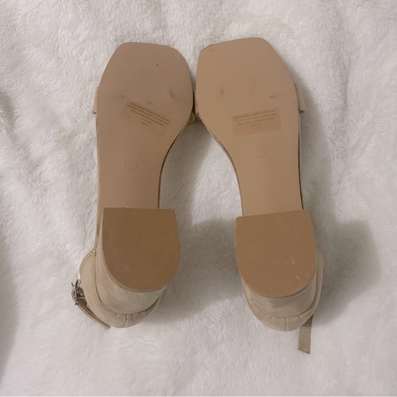 Tan suede heels - Picture 6 of 7